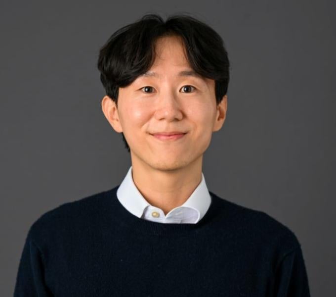 Photo of Sungwan Hong